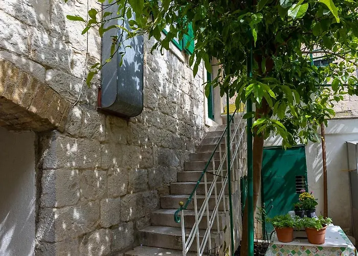 Iskra 2 Lägenhet Split