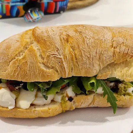 アパート Iskra 2 スプリト