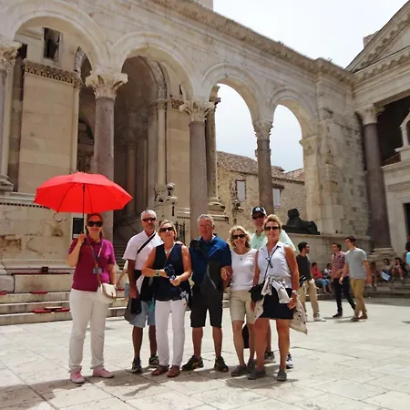 Iskra 2 アパート スプリト